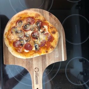 Meet your Posher, Hal